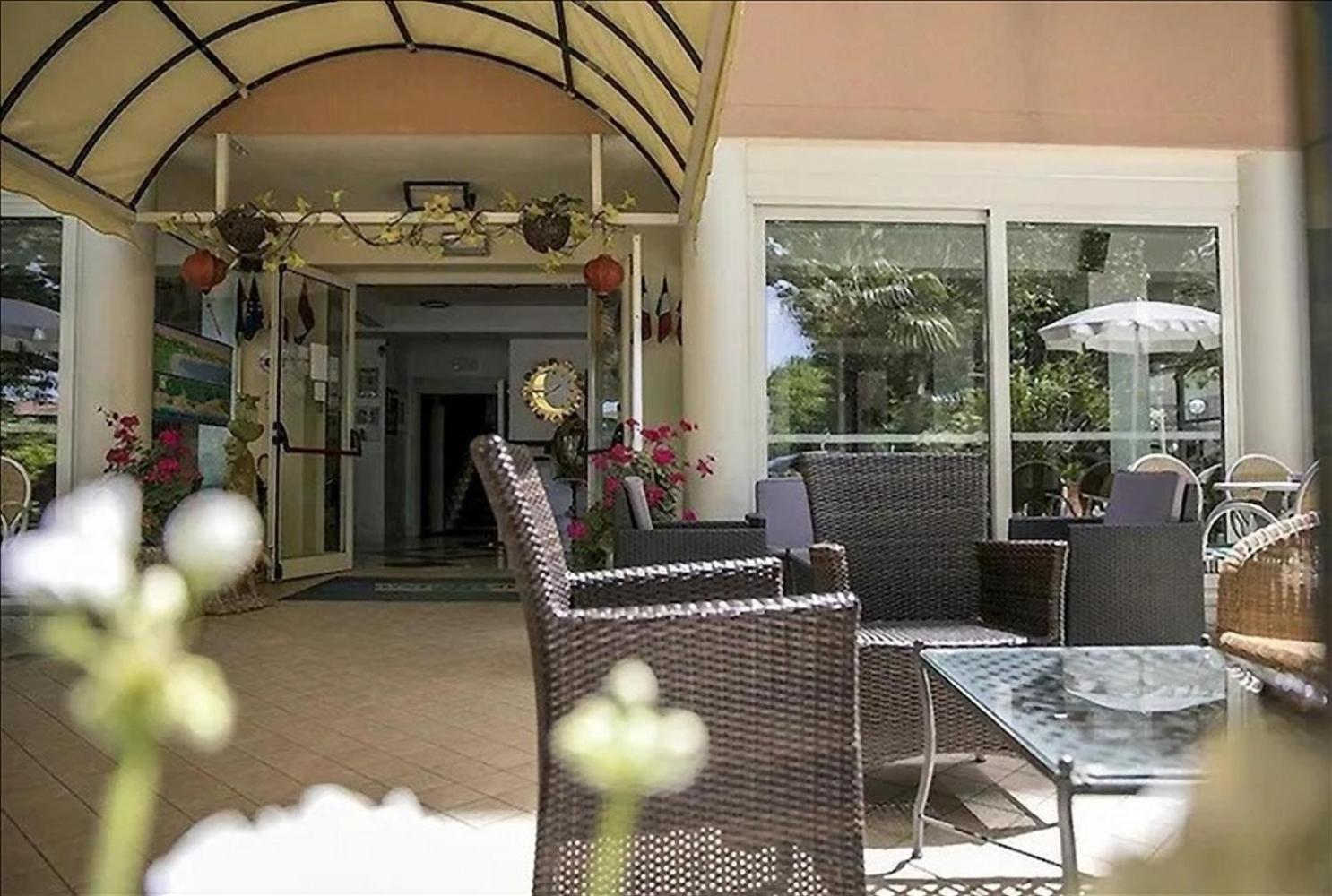 Hotel Milord Cesenatico Exterior photo